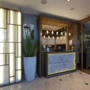 3 City Hostel